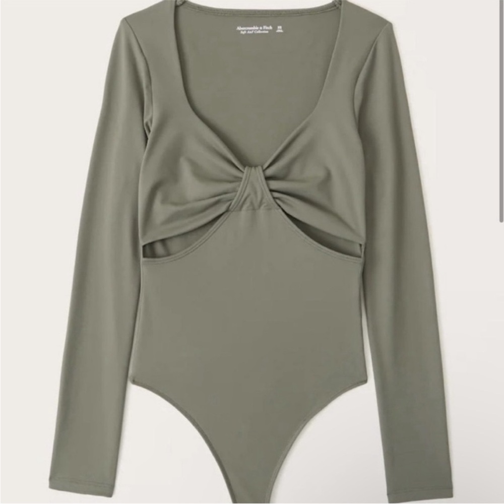 Abercrombie & Fitch Cut Out Body Suit Women’s Size Small Green Holiday Party